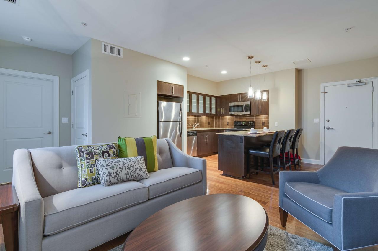 Bluebird Suites Near Autozone Park ممفيس المظهر الخارجي الصورة