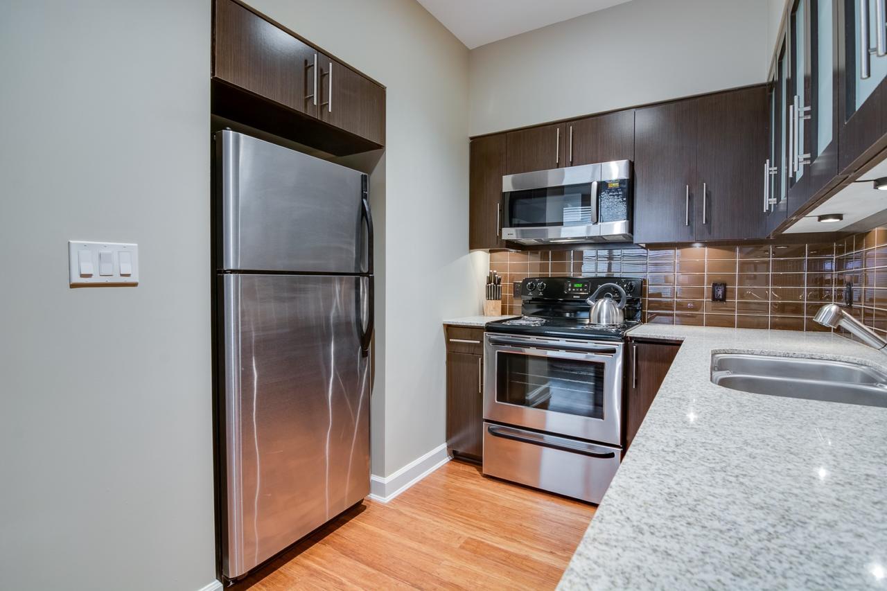 Bluebird Suites Near Autozone Park ممفيس الغرفة الصورة